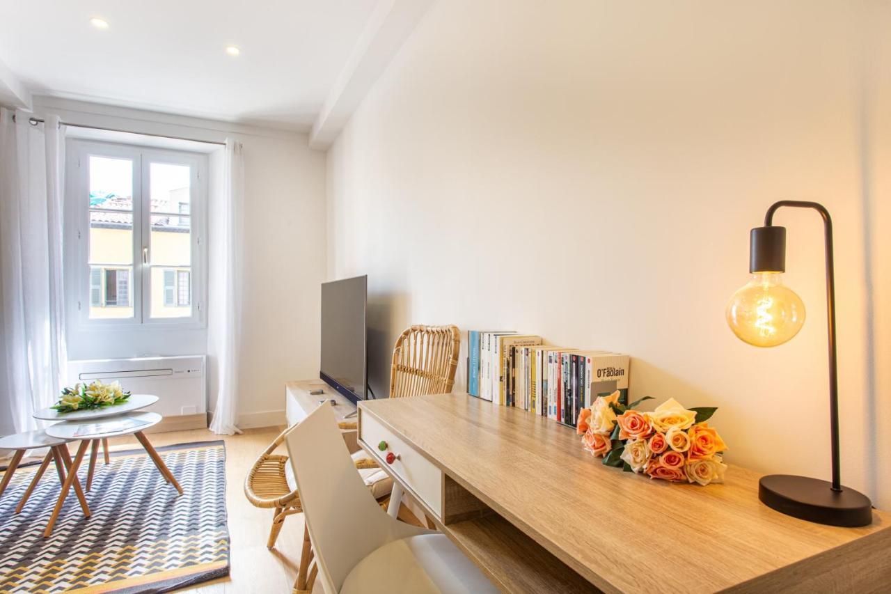 Jj8 - Magnifique 3pieces, Entierement Renove, Clim, Vieux-nice Apartment Nice